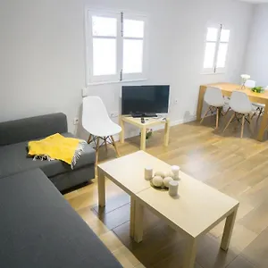 https://rentalsevilla-paseando-por-parque-amate.es-andalucia.com