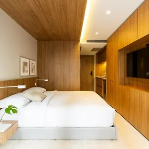 https://house-of-charlie-sintra-jardins.topsaopaulohotels.com